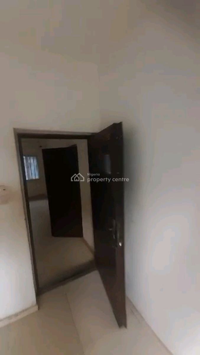 Decent 3 Bedroom Flat Apartment,, Cac Street Off Demurin Road, Alapere, Ketu, Lagos, Flat / Apartment for Sale
