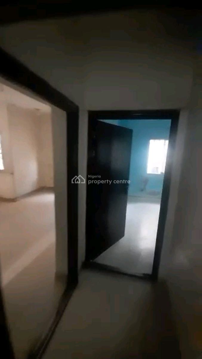 Decent 3 Bedroom Flat Apartment,, Cac Street Off Demurin Road, Alapere, Ketu, Lagos, Flat / Apartment for Sale