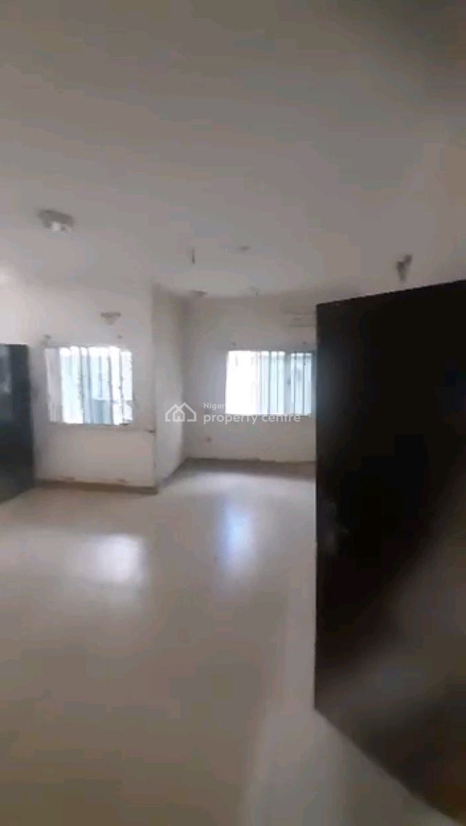Decent 3 Bedroom Flat Apartment,, Cac Street Off Demurin Road, Alapere, Ketu, Lagos, Flat / Apartment for Sale