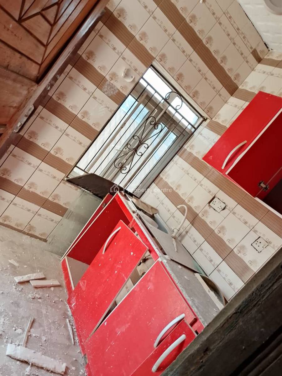 Luxury 2 Bedroom Flat, Igbogbo, Ikorodu, Lagos, Flat / Apartment for Rent