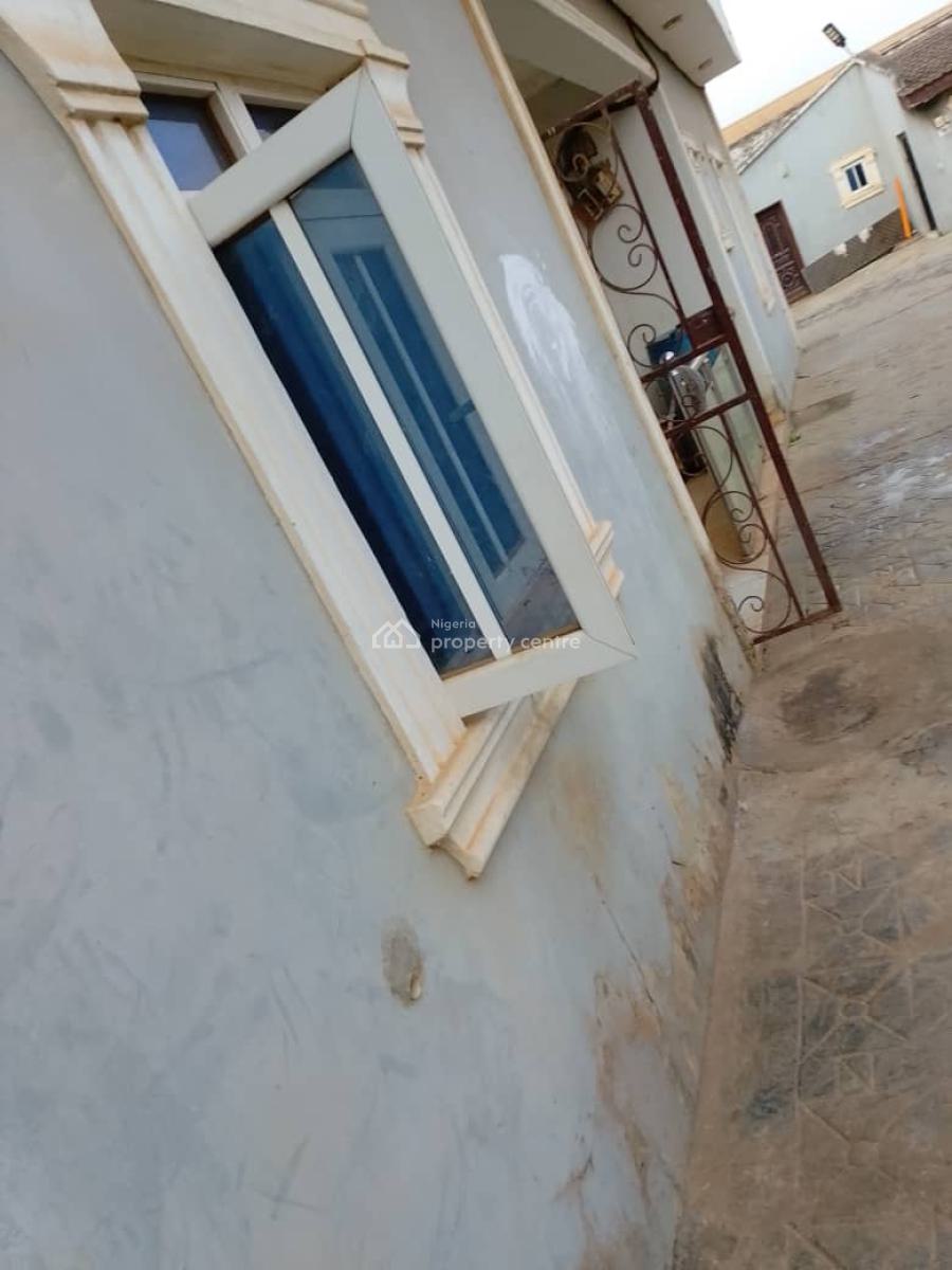 Luxury 2 Bedroom Flat, Igbogbo, Ikorodu, Lagos, Flat / Apartment for Rent