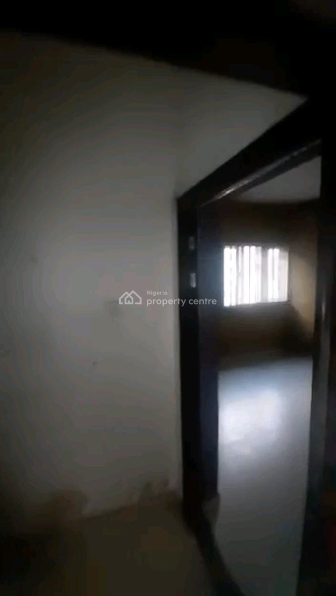 Decent 3 Bedroom Flat Apartment,, Cac Street Off Demurin Road, Alapere, Ketu, Lagos, Flat / Apartment for Sale