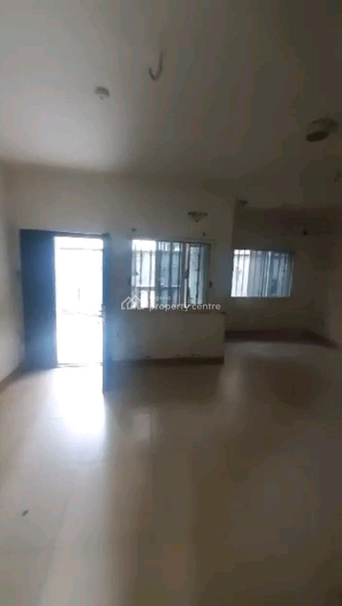 Decent 3 Bedroom Flat Apartment,, Cac Street Off Demurin Road, Alapere, Ketu, Lagos, Flat / Apartment for Sale