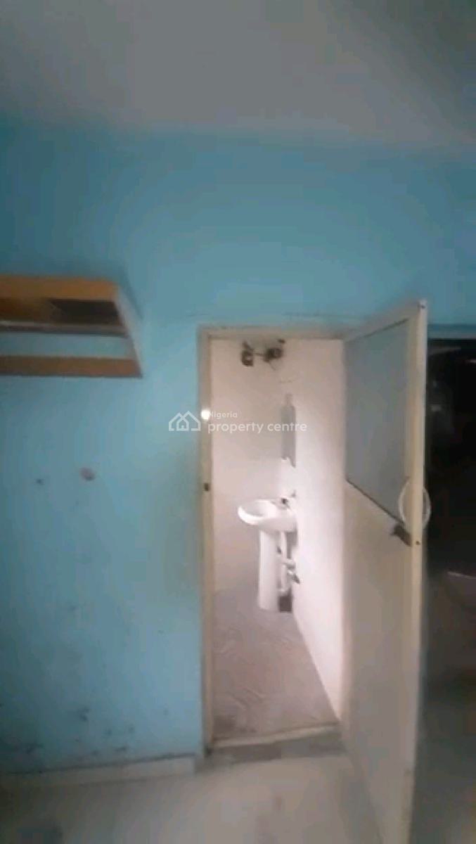 Decent 3 Bedroom Flat Apartment,, Cac Street Off Demurin Road, Alapere, Ketu, Lagos, Flat / Apartment for Sale