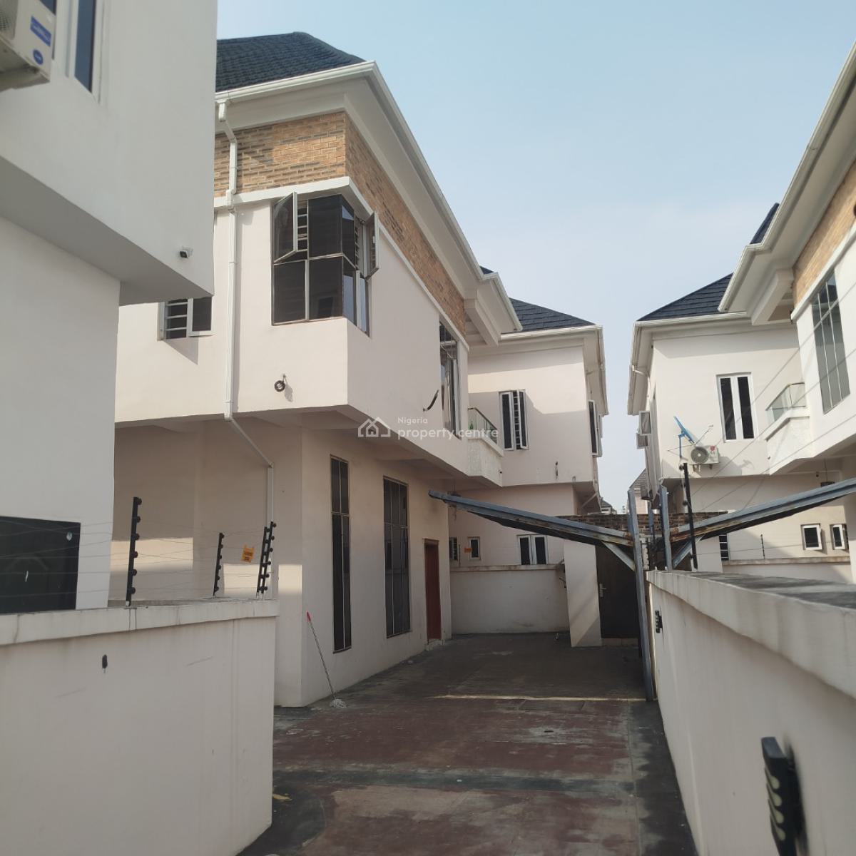 Spacious 5 Bedrooms Fully Detached Duplex with Bq, Royal Pine Estate, Off Orchid Road, Lekki Expressway, Lekki, Lagos, Detached Duplex for Rent