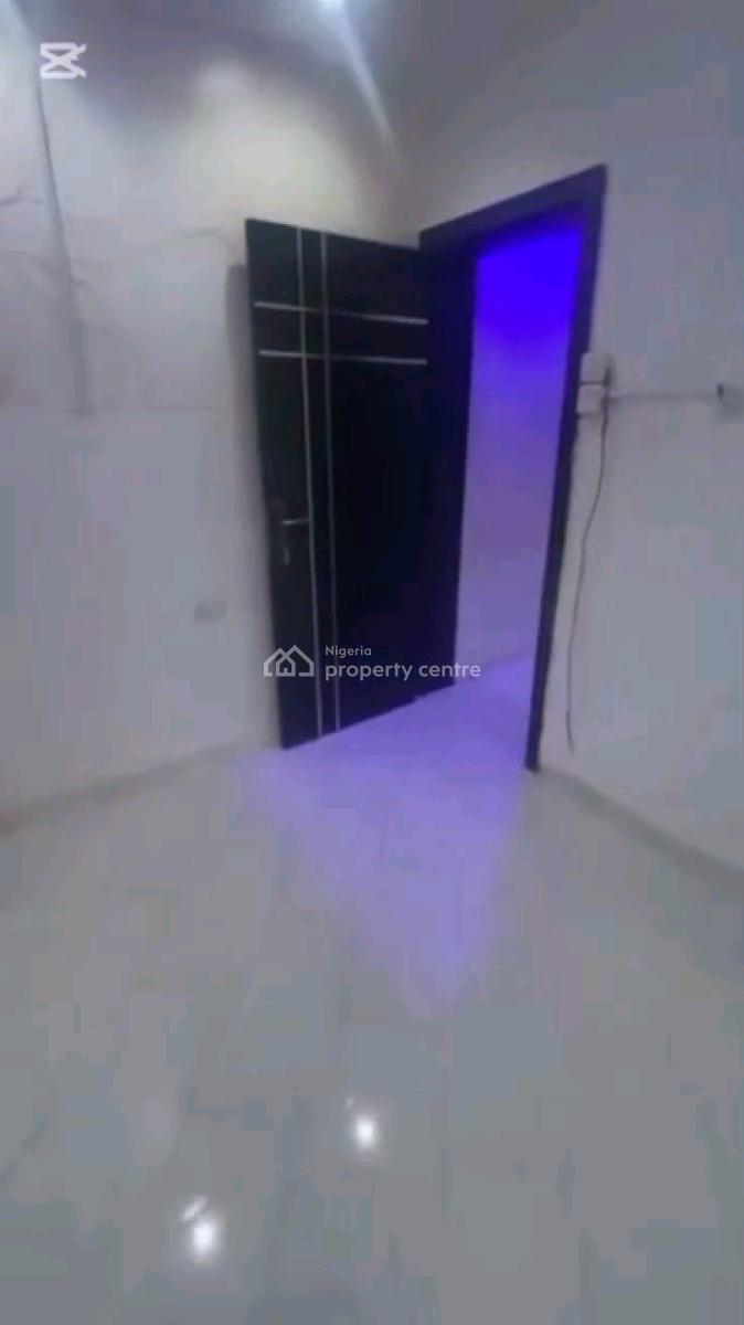 Clean Mini-flat Available, Akoka, Yaba, Lagos, Mini Flat (room and Parlour) for Rent