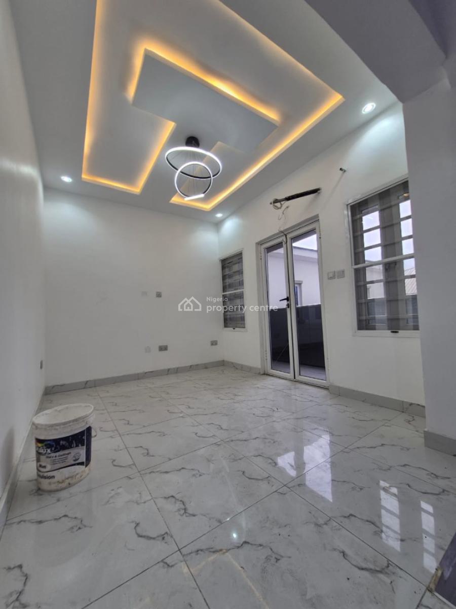 Omole Phrase 1 Gra   3-bedroom Apartment, Omole Phase 1, Ikeja, Lagos, Flat / Apartment for Rent