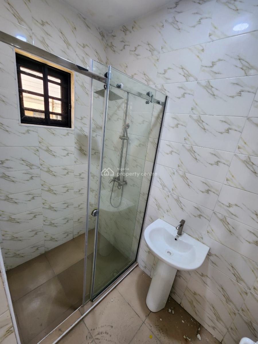 2 Bedroom Apartment Upstairs, Ologolo Lekki Lagos, Ologolo, Lekki, Lagos, Flat / Apartment for Rent