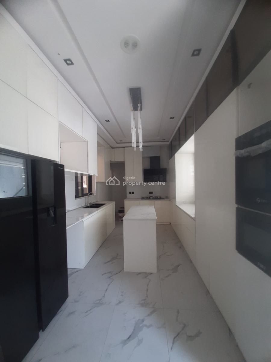 5, Before Chevron Drive 2nd Toll Gate Axis, Ologolo, Lekki, Lagos, House for Sale