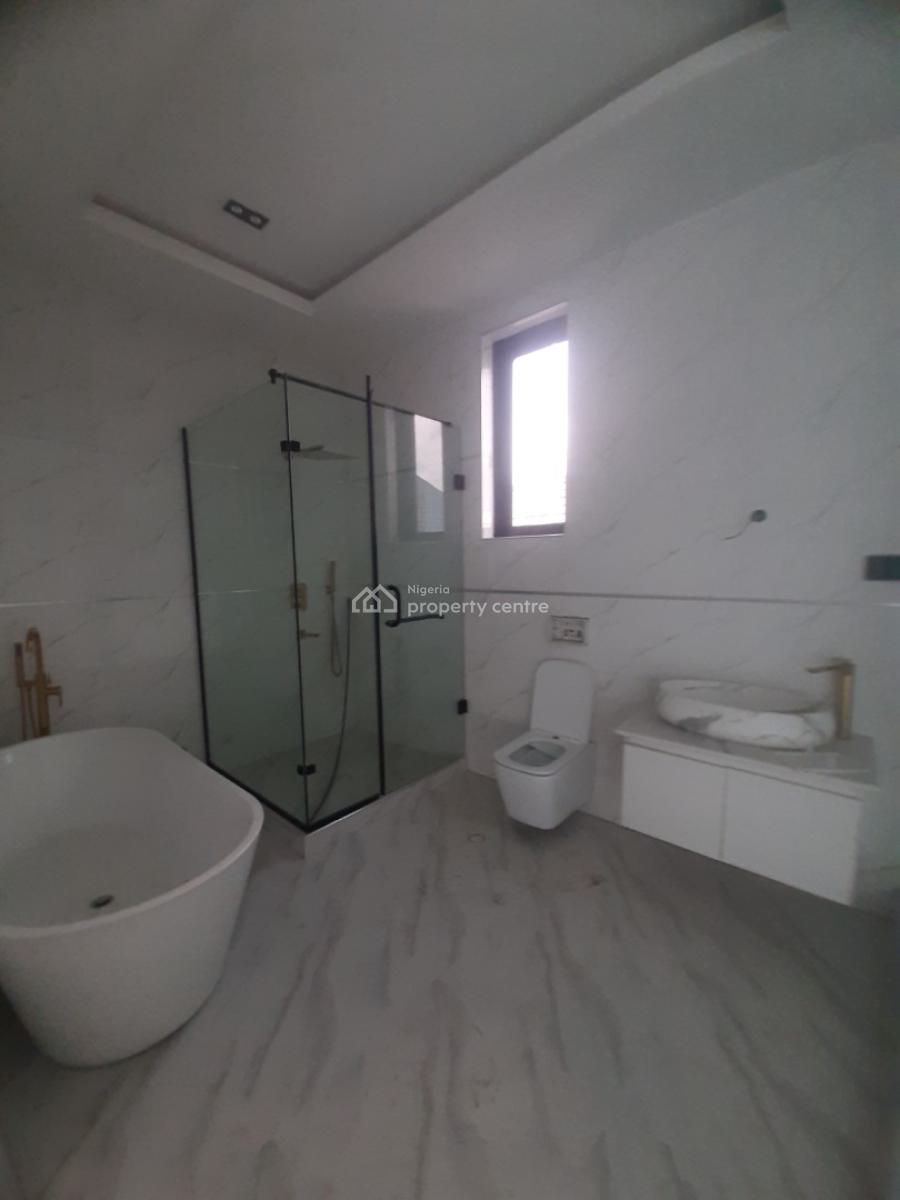 5, Before Chevron Drive 2nd Toll Gate Axis, Ologolo, Lekki, Lagos, House for Sale