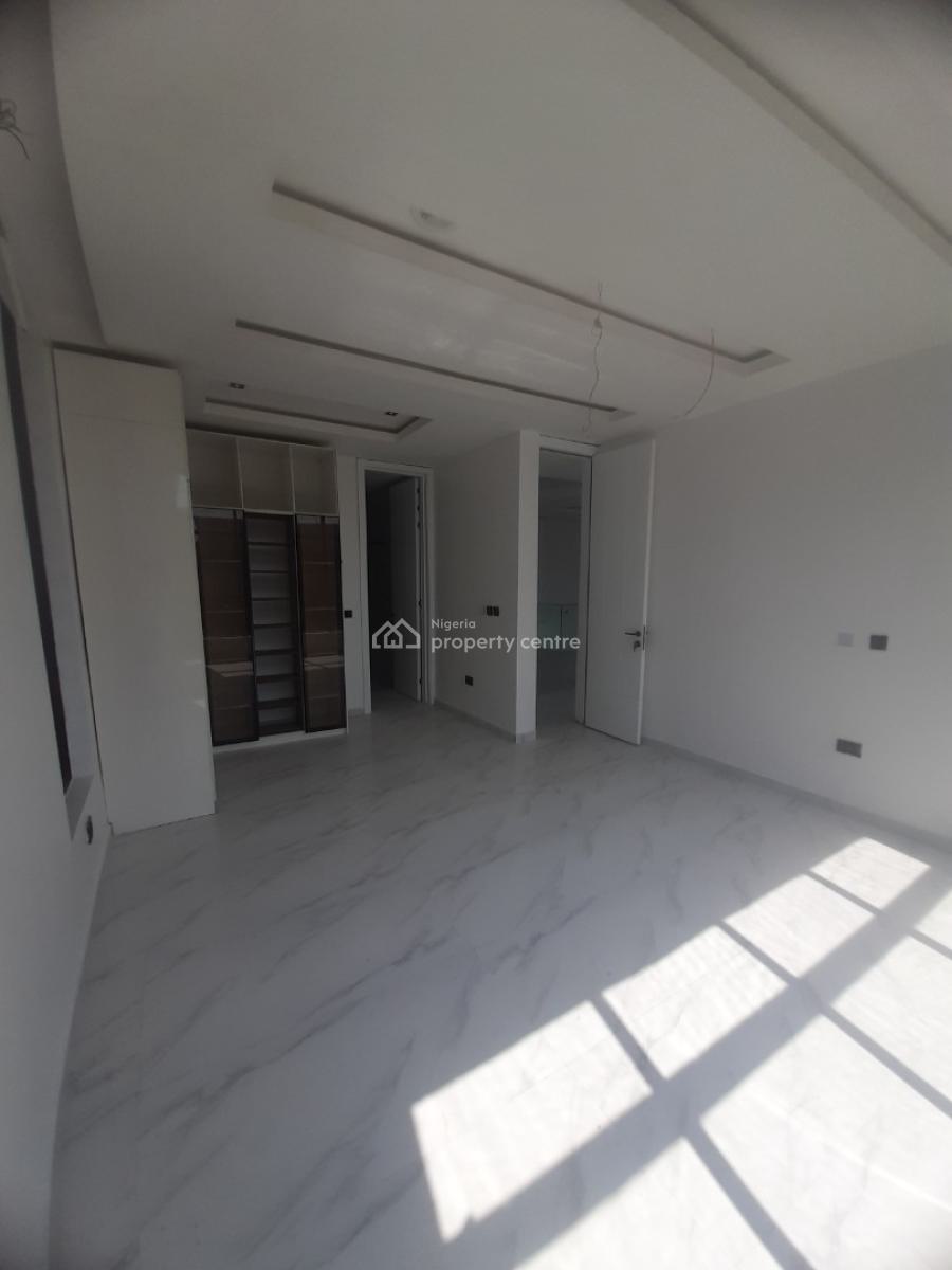 5, Before Chevron Drive 2nd Toll Gate Axis, Ologolo, Lekki, Lagos, House for Sale