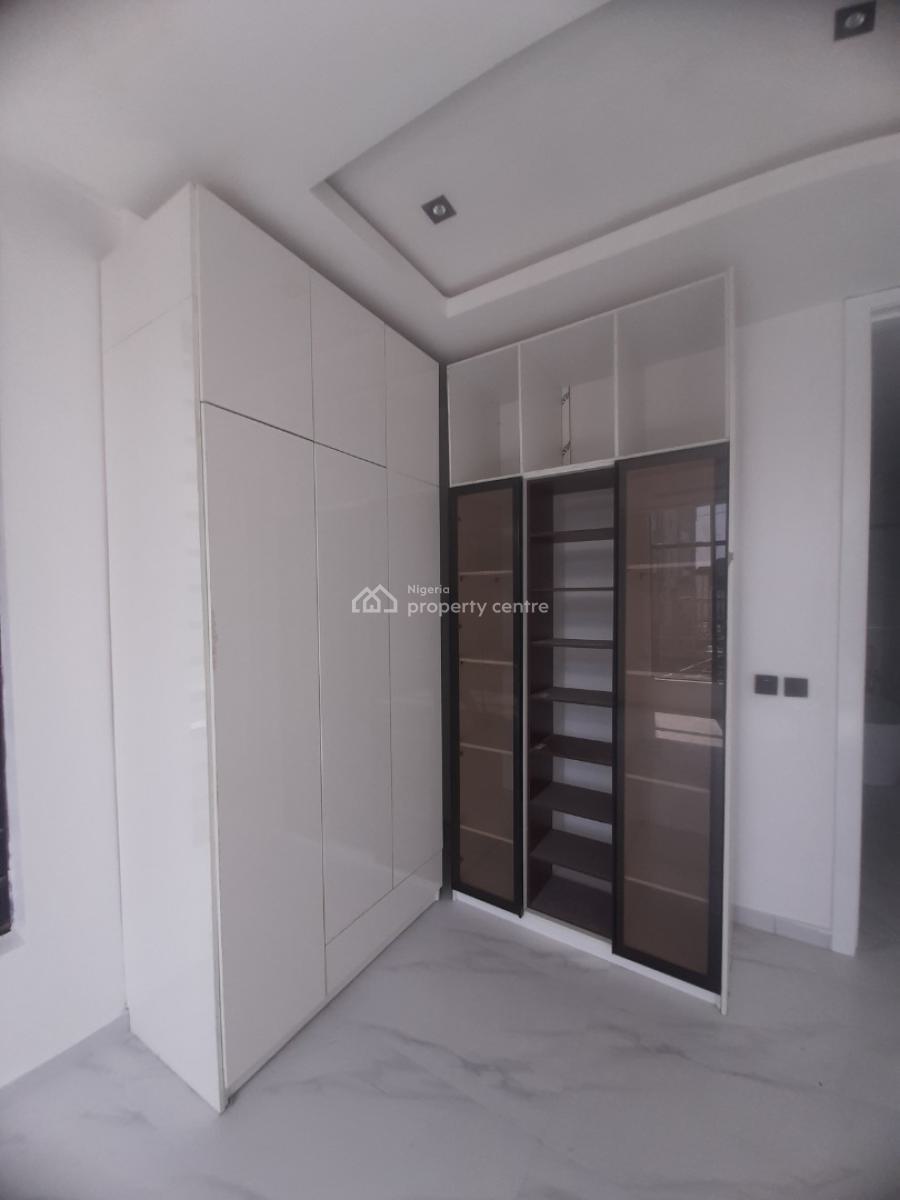 5, Before Chevron Drive 2nd Toll Gate Axis, Ologolo, Lekki, Lagos, House for Sale