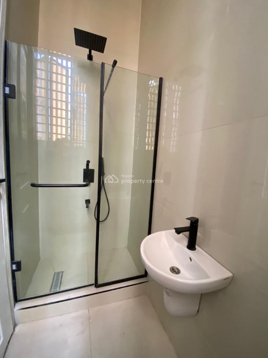 3 Bedroom Apartment in Lekki Phase 1, Lekki Phase 1, Lekki, Lagos, Flat / Apartment for Sale