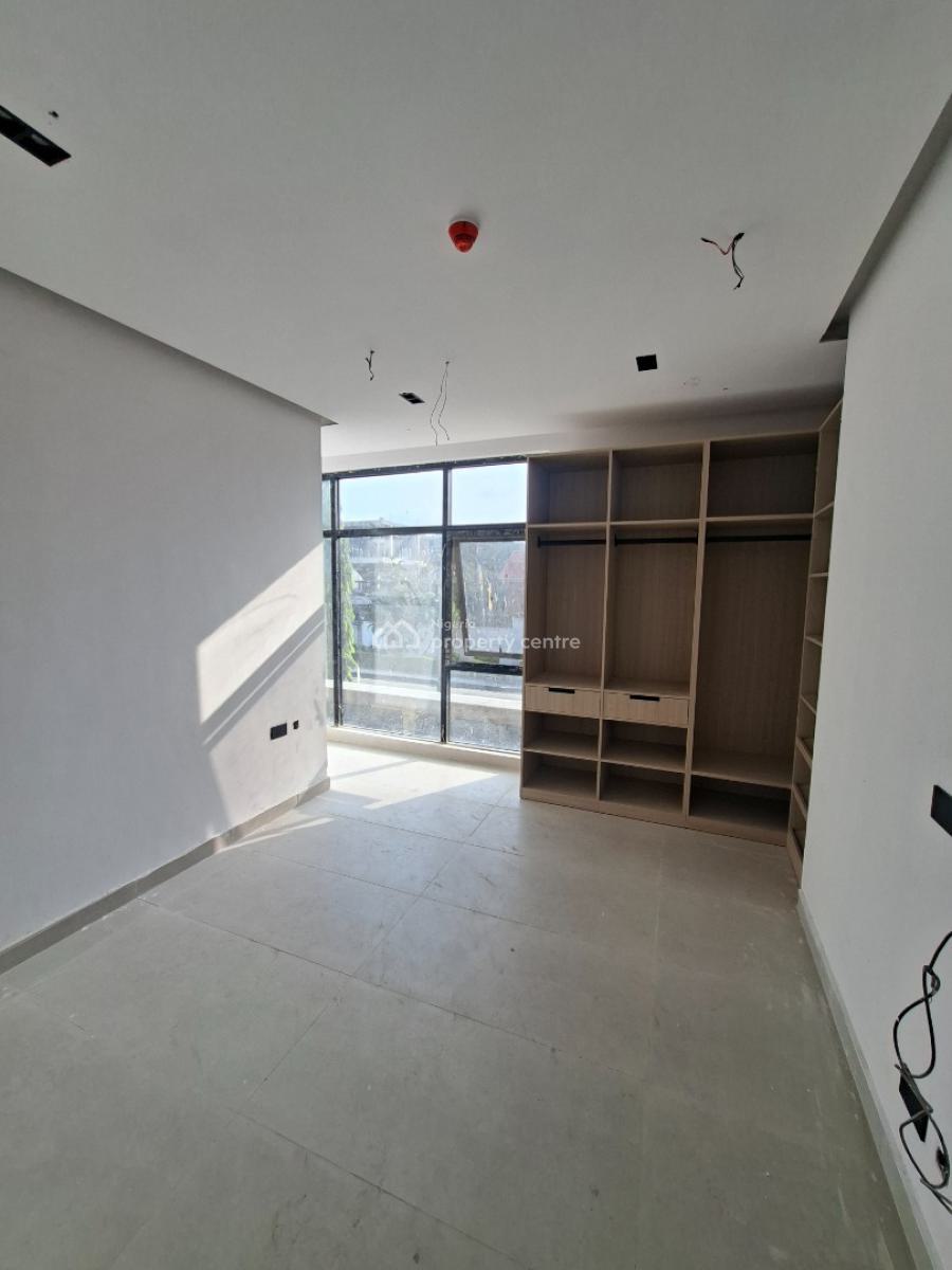 Brand New 3 Bedroom Apartment, Lekki Phase 1, Lekki, Lagos, Flat / Apartment for Sale