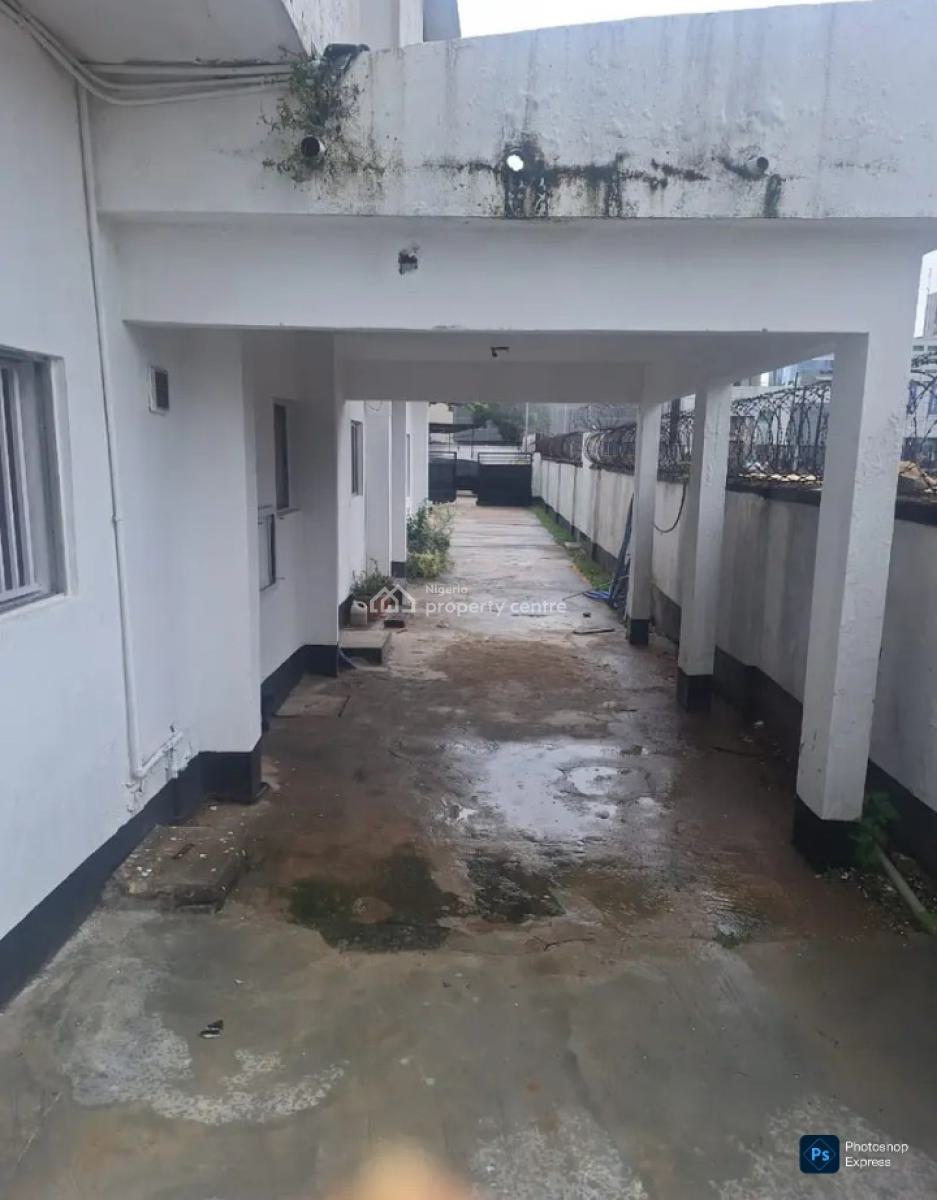 8 Bedroom Mega Facility, Victoria Island (vi), Lagos, Commercial Property for Rent