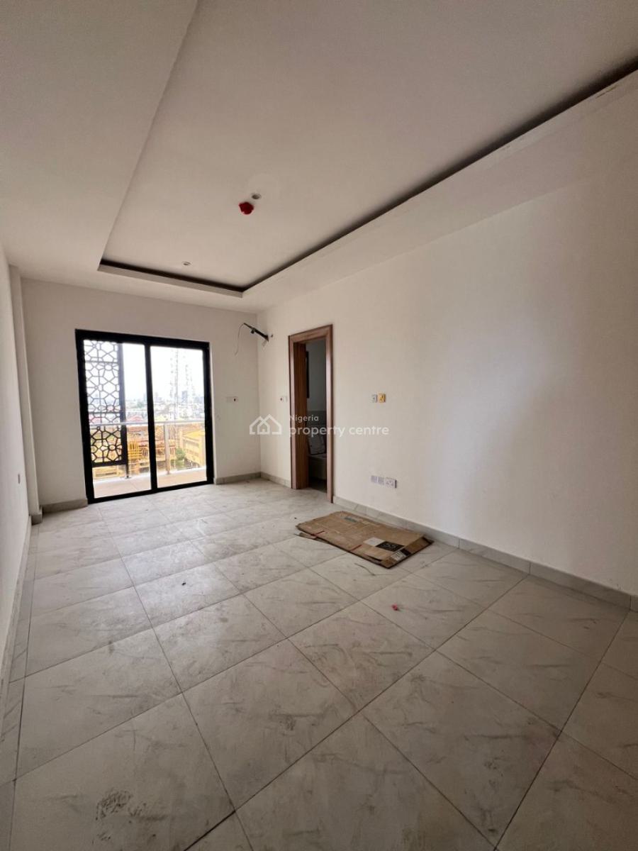 Luxury Brand New 3 Bedroom Flat, Lekki Phase 1, Lekki, Lagos, Flat / Apartment for Sale