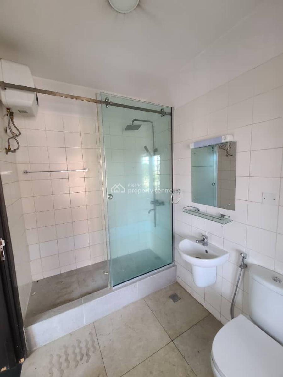 Well Renovated 3 Bedroom Terrace House with Bq, Off Fola Osibo Street, Lekki Phase 1, Lekki, Lagos, Terraced Duplex for Rent