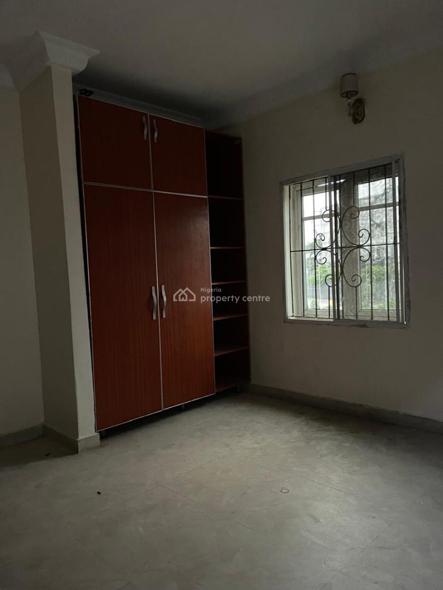 Neat 3 Bedrooms Flat with Personal Entrance, Chevron Drive, Lekki Expressway, Lekki, Lagos, House for Rent