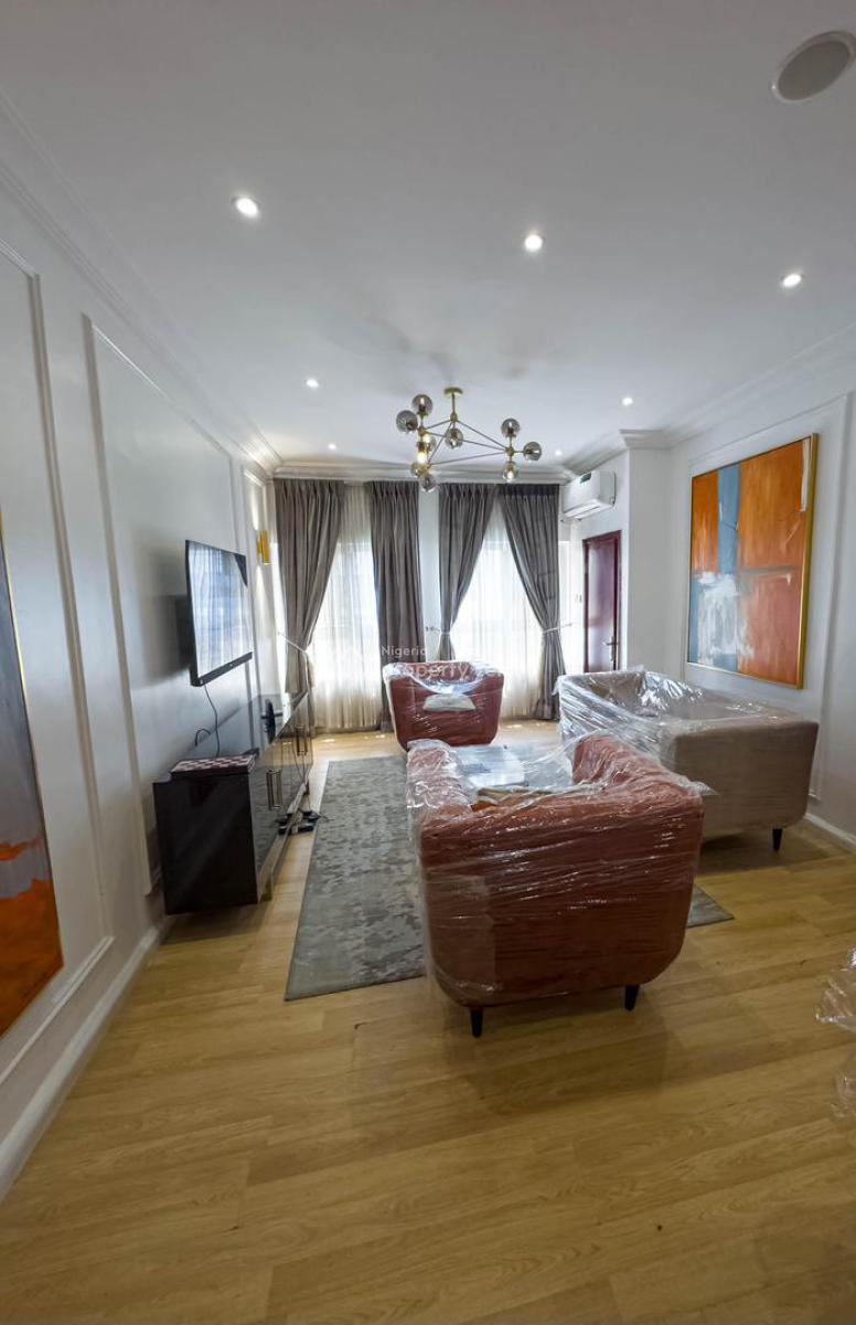 Newly Furnished 2 Bedroom Apartment, Off Admiralty, Lekki Phase 1, Lekki, Lagos, Flat / Apartment Short Let