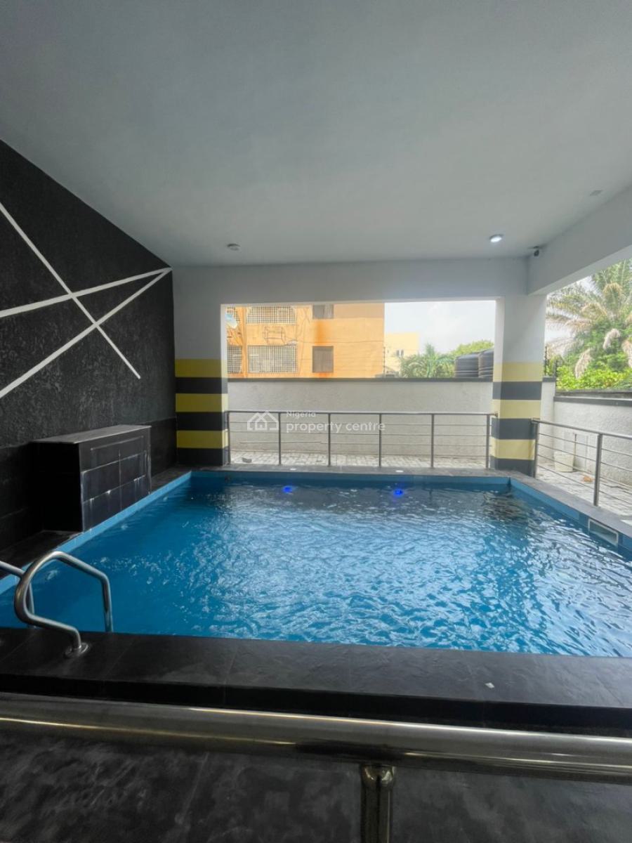 Spacious 2 Bedroom Flat, Ologolo, Lekki, Lagos, Flat / Apartment for Rent