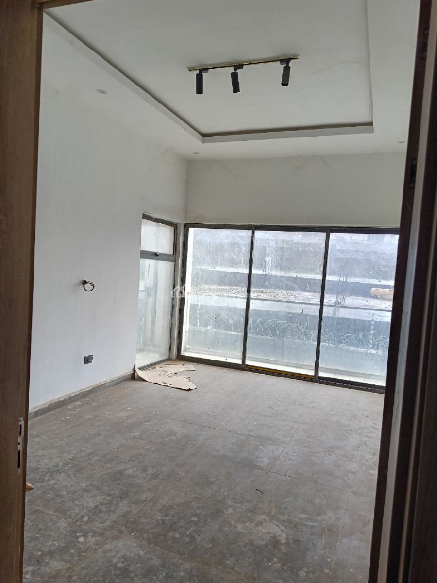 5-bedroom Semi-detached Duplex Featuring a Study Room and Bq, Guzape, Guzape District, Abuja, Semi-detached Duplex for Sale