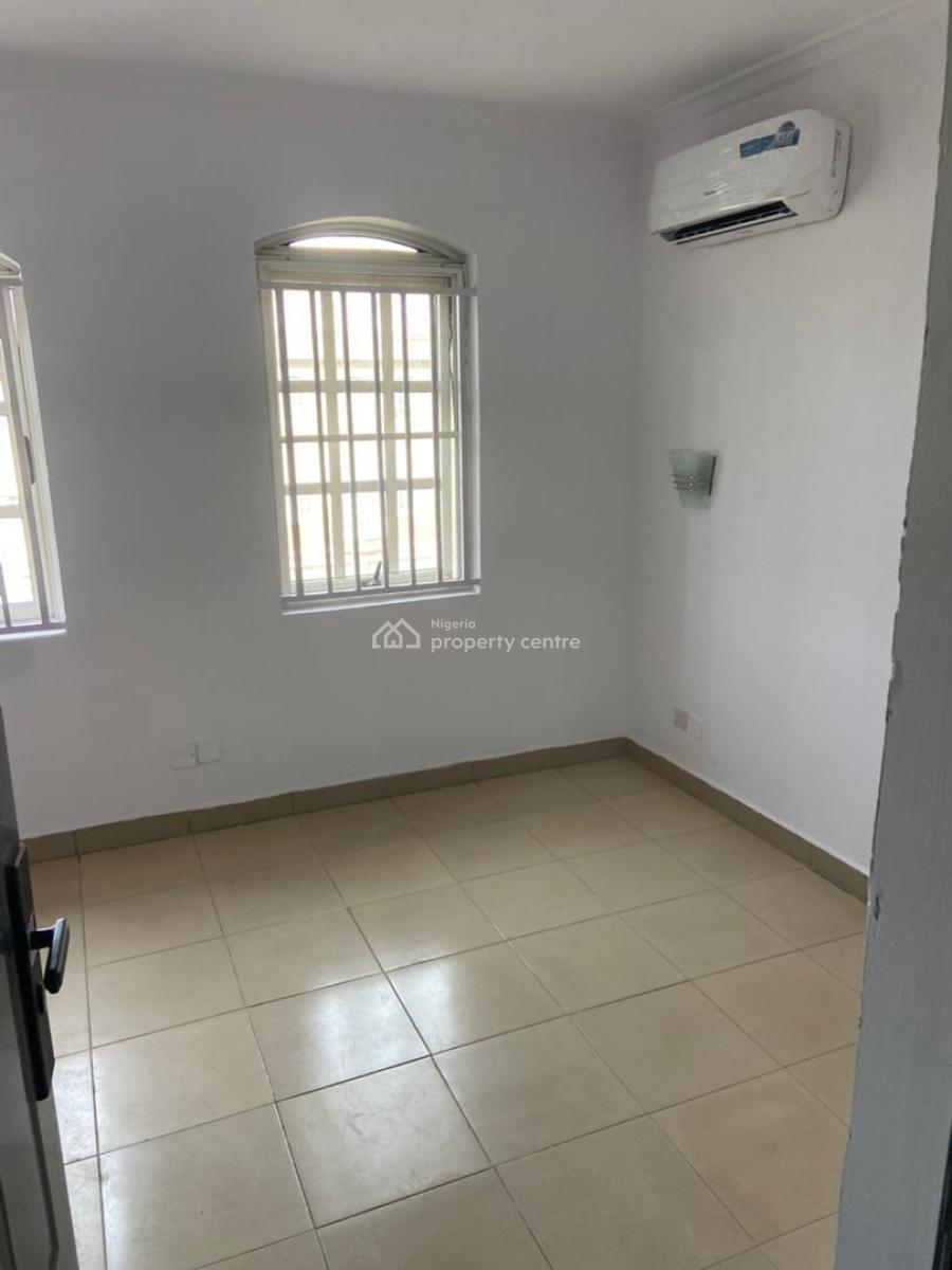 Newly Renovated 3 Bedroom Terrace House with Large 2 Rooms Bq., Banana Island Estate Road, Ikoyi, Lagos, Terraced Duplex for Rent