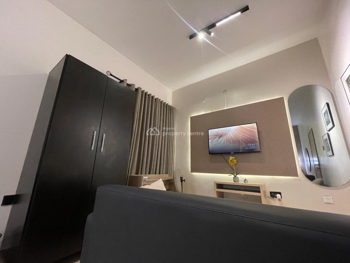 Beautiful One Bedroom Apartment, Phase 1, Lekki, Lagos, Mini Flat (room and Parlour) Short Let