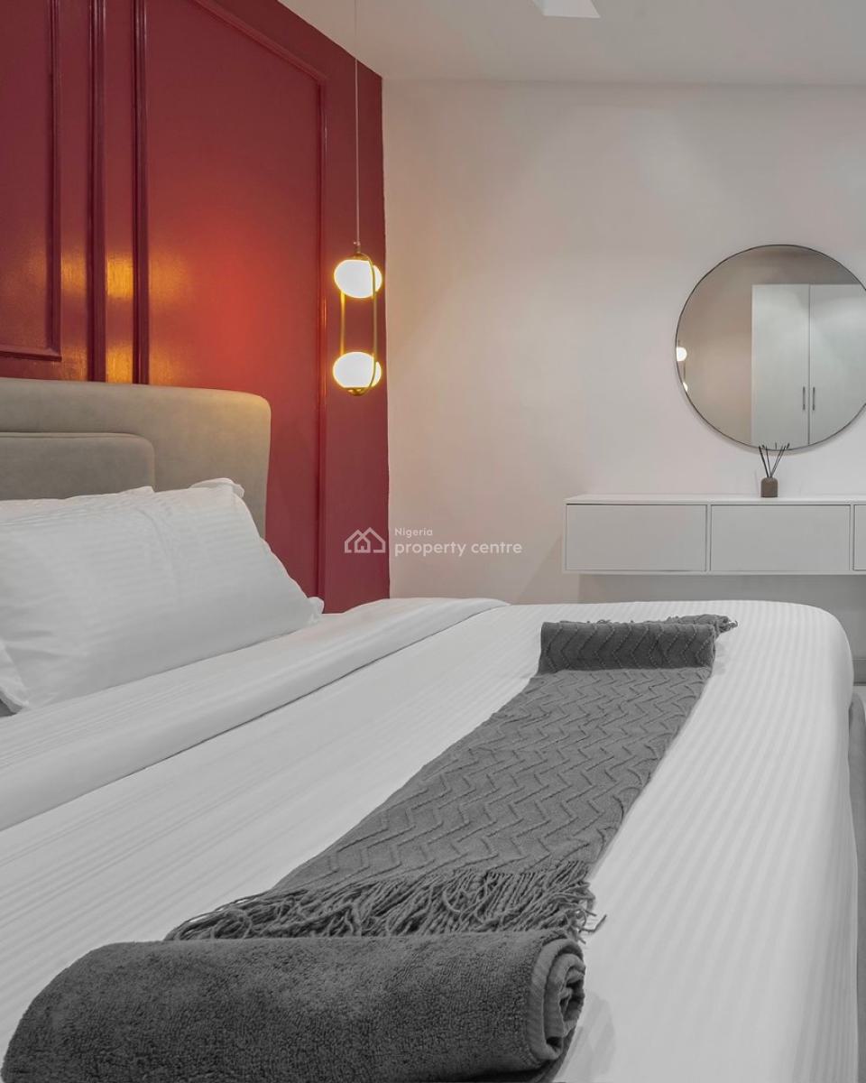 Luxury 2bedrooms Apartment with Pool and Snooker Table, Phase 1, Lekki, Lagos, Flat / Apartment Short Let