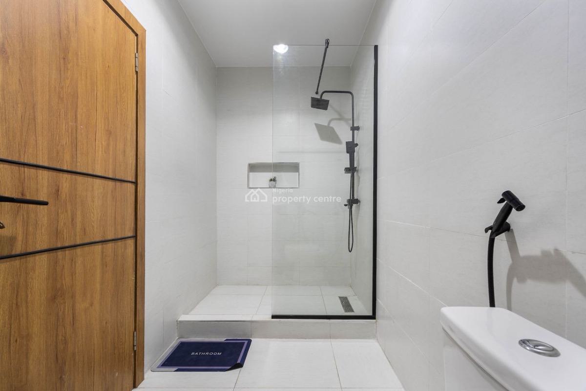 Luxury 2bedrooms Apartment with Pool and Snooker Table, Phase 1, Lekki, Lagos, Flat / Apartment Short Let