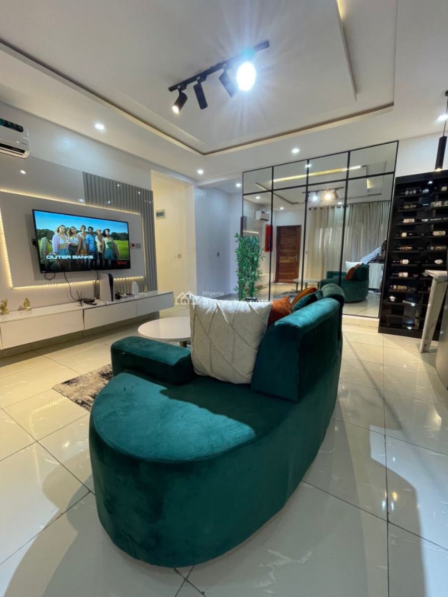 Highrise 1 Bedroom with Ps5 and Swimming Pool, Ikate, Lekki, Lagos, Mini Flat (room and Parlour) Short Let