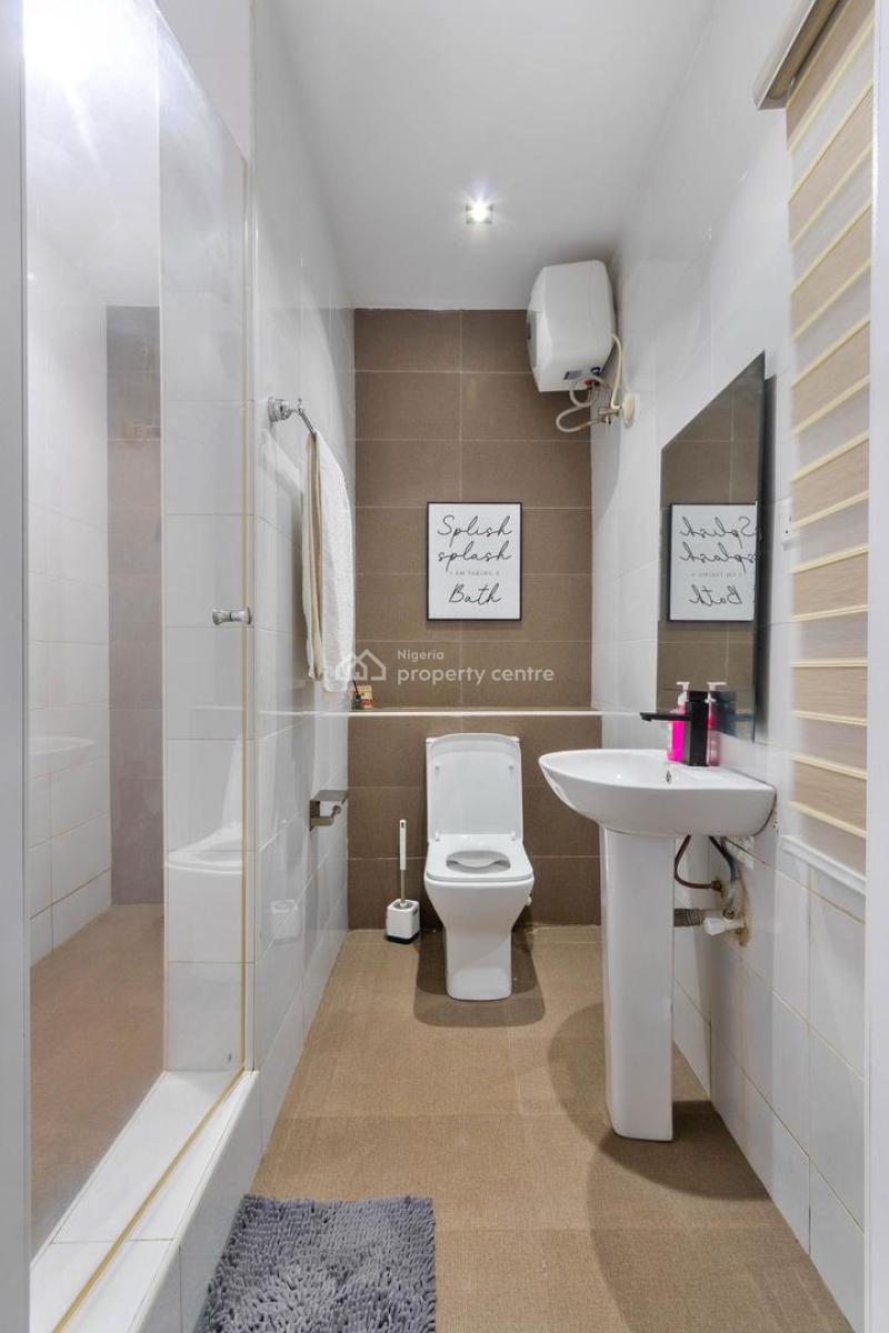 Luxury 3 Bedroom Apartment in a Secure Estate, Lekki Phase 1, Lekki, Lagos, Flat / Apartment Short Let