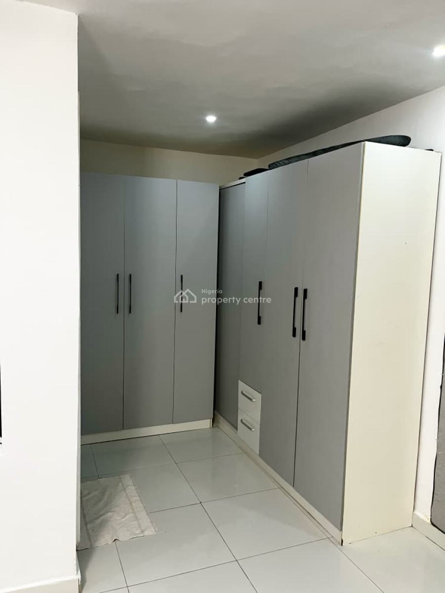 Luxury Brand New 3 Bedroom Penthouse Apartment, By Meadow Hall Way, Lekki Right, Lekki Phase 1, Lekki, Lagos, Flat / Apartment Short Let