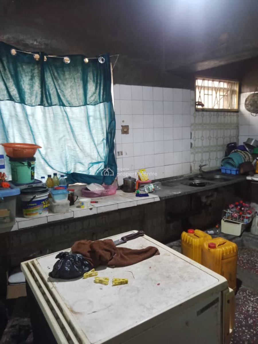 a Vacant Distress Building Good for Residential Purpose, Mende, Maryland, Lagos, Residential Land for Sale