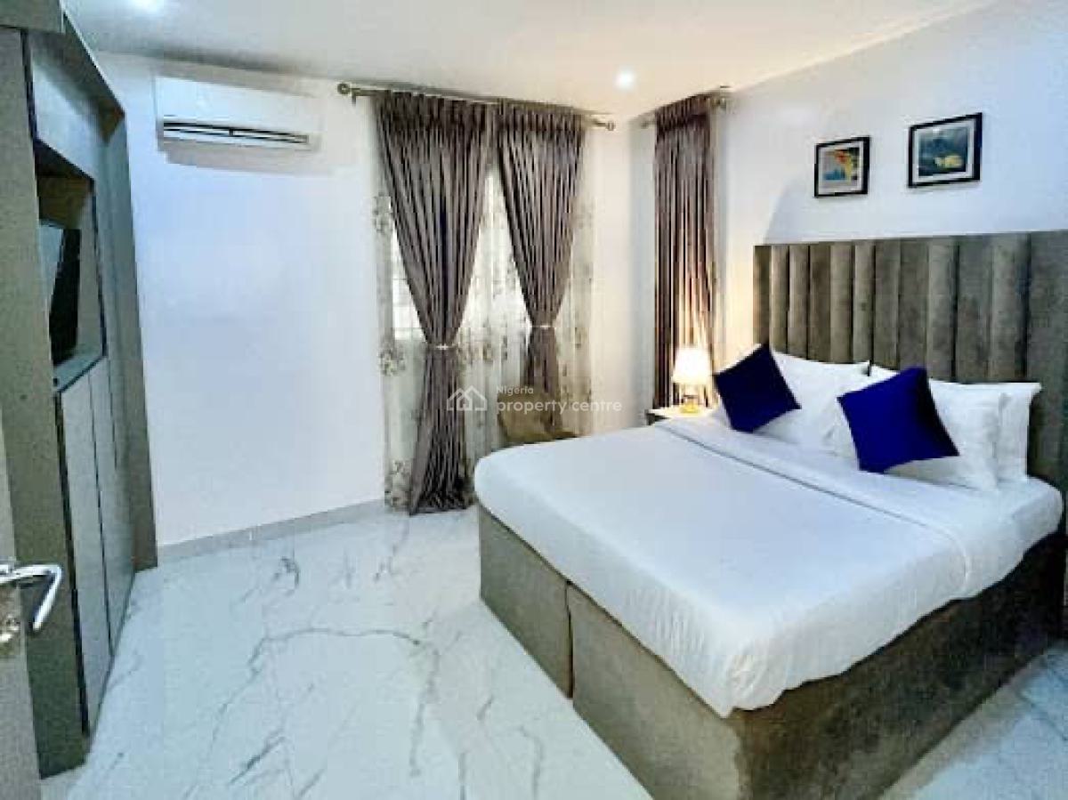 a Tasteful Furnished Mini Falt Apartment with Pool, Gym, Ps5, Ceiling Bluetooth Speaker, Elevator, Balconies, Lekki Phase 1, Lekki, Lagos, Flat / Apartment Short Let