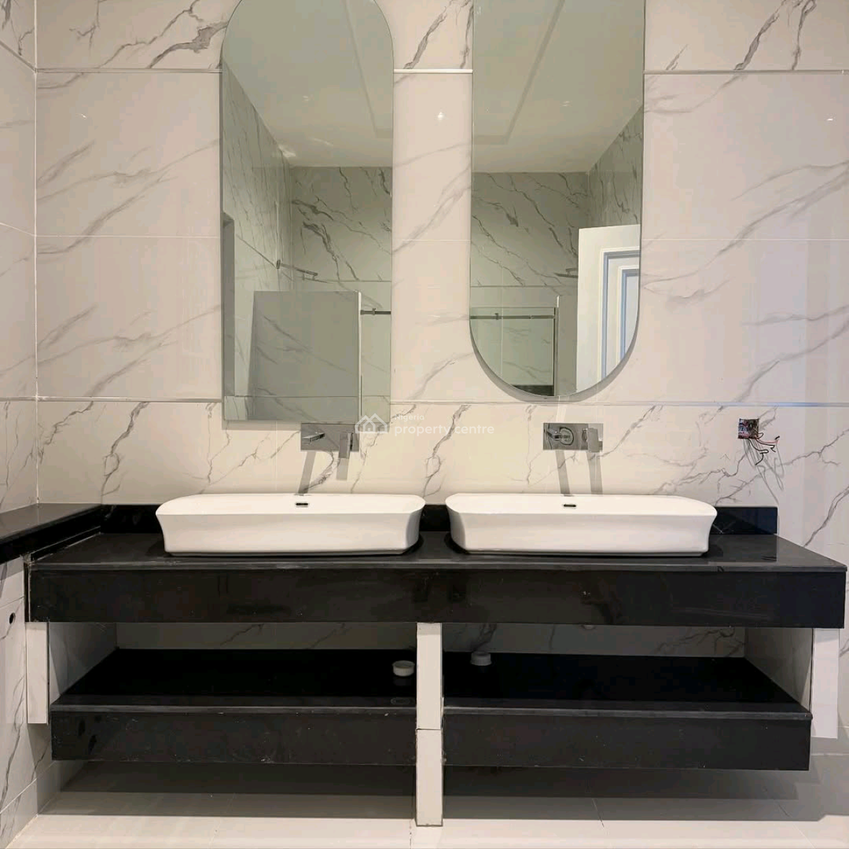 Newly Developed 9 Bedrooms Exquisite Mansion with a Penthouse Elevator, Maitama District, Abuja, House for Sale