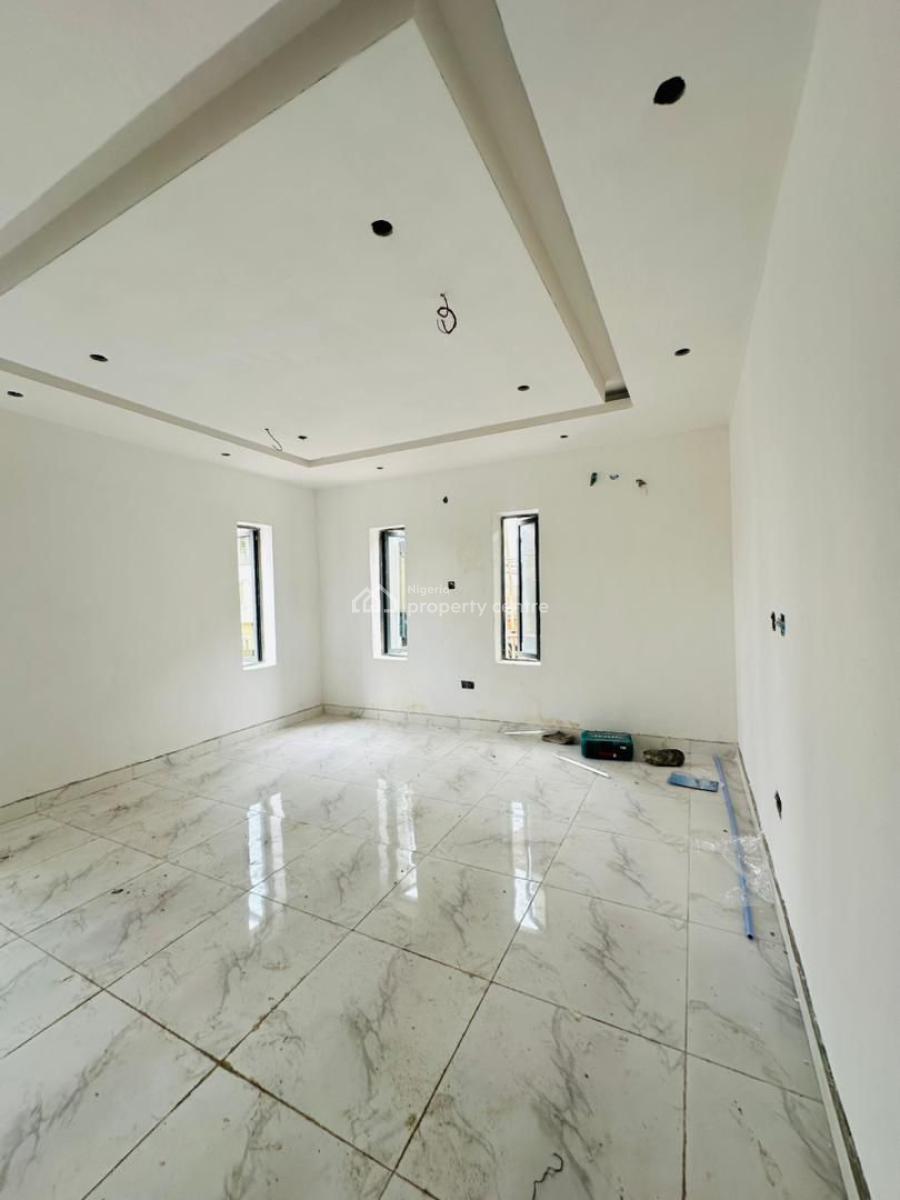 Beautifully Built 3 Bedroom Apartment, Gbagada, Lagos, Flat / Apartment for Sale