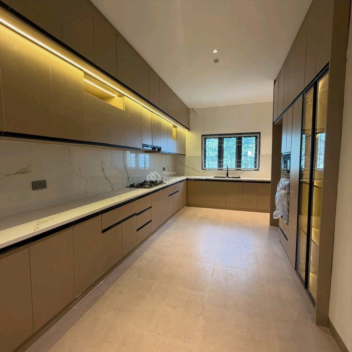 a Newly Completed 5 Bedrooms Fully Detached Stand Alone Residence, Maitama District, Abuja, House for Sale