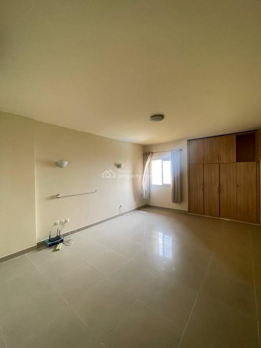 an Exquisite 3 Bedroom Apartment with Elevator and Swimming Pool, Banana Island Ikoyi, Banana Island, Ikoyi, Lagos, Flat / Apartment for Sale