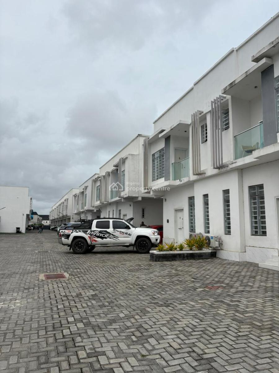 a Furnished 1 Room in a Shared Apartment Sharing Only Kitchen, Lekki Conservation Road, Lekki, Lagos, Self Contain (single Rooms) for Rent