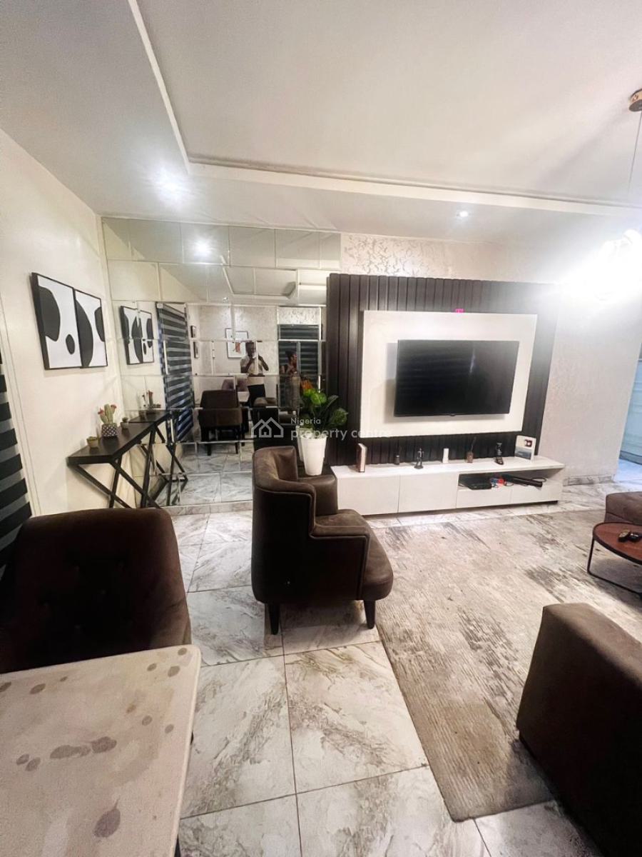 Luxury 3 Bedroom Flat, Lekki Phase 1, Lekki, Lagos, Flat / Apartment for Sale