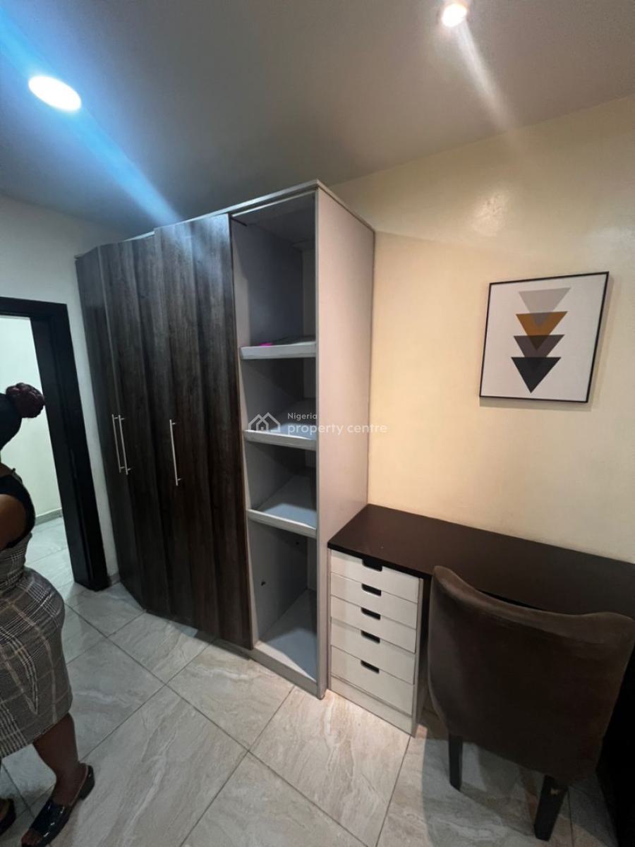 Luxury 3 Bedroom Flat, Lekki Phase 1, Lekki, Lagos, Flat / Apartment for Sale