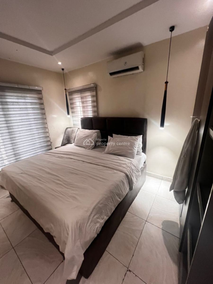 Luxury 3 Bedroom Flat, Lekki Phase 1, Lekki, Lagos, Flat / Apartment for Sale