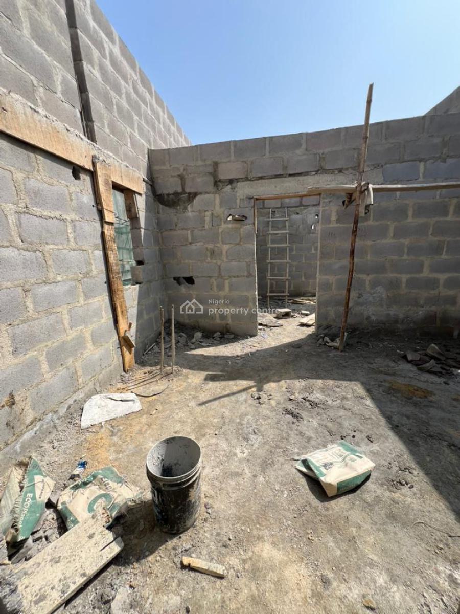 Affordable Long Lease Property, Obanikoro, Shomolu, Lagos, Semi-detached Duplex for Rent