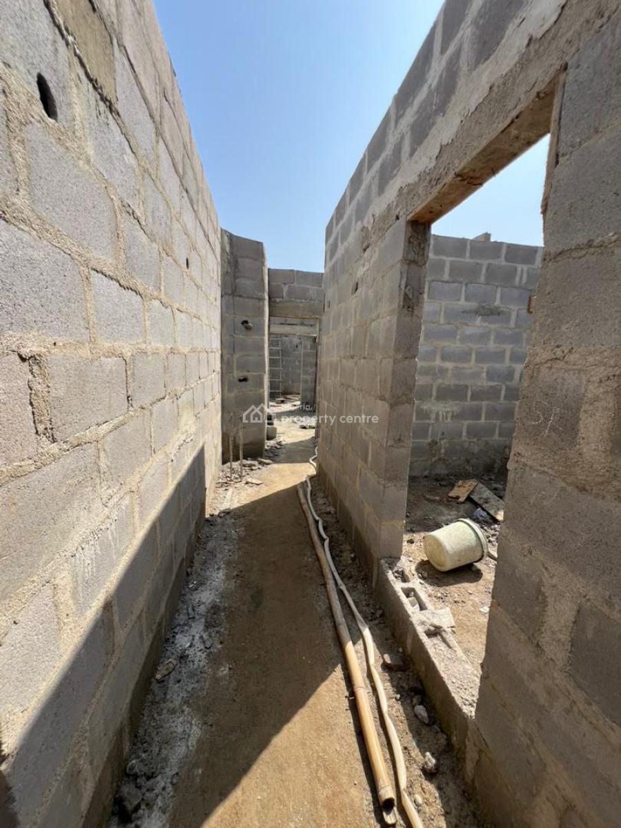 Affordable Long Lease Property, Obanikoro, Shomolu, Lagos, Semi-detached Duplex for Rent