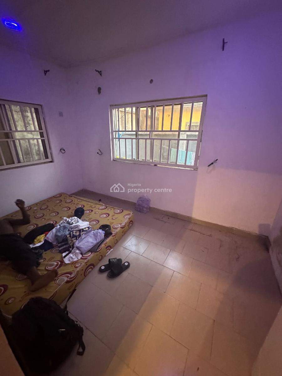 Portable One Bedroom Apartment in a Decent Neighborhood, Off Furniture House, 3rd Avenue, Gwarinpa, Abuja, Mini Flat (room and Parlour) for Rent