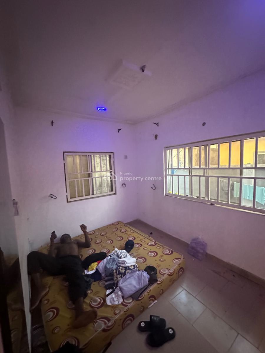 Portable One Bedroom Apartment in a Decent Neighborhood, Off Furniture House, 3rd Avenue, Gwarinpa, Abuja, Mini Flat (room and Parlour) for Rent