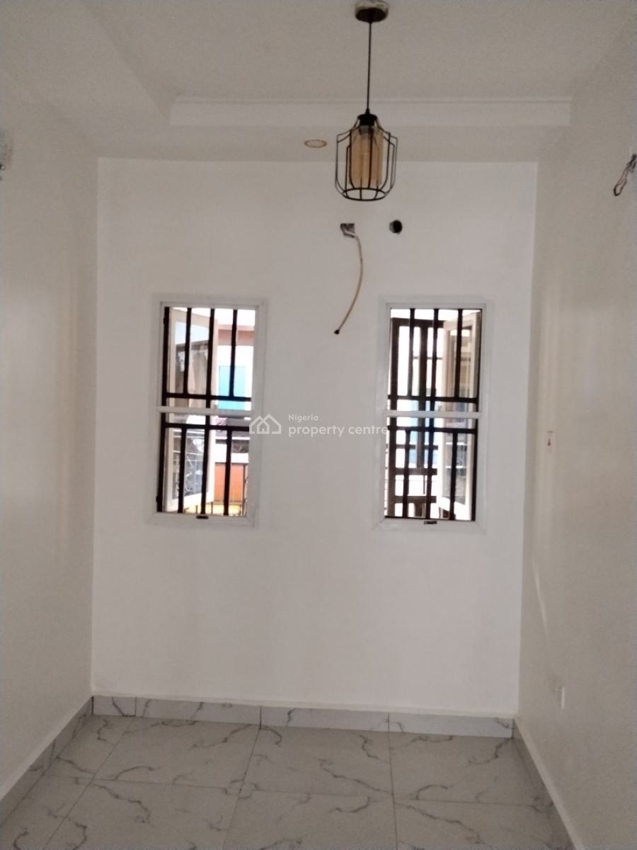 2 Bedroom Flat, Eneka Road, Rukpokwu, Port Harcourt, Rivers, Flat / Apartment for Rent