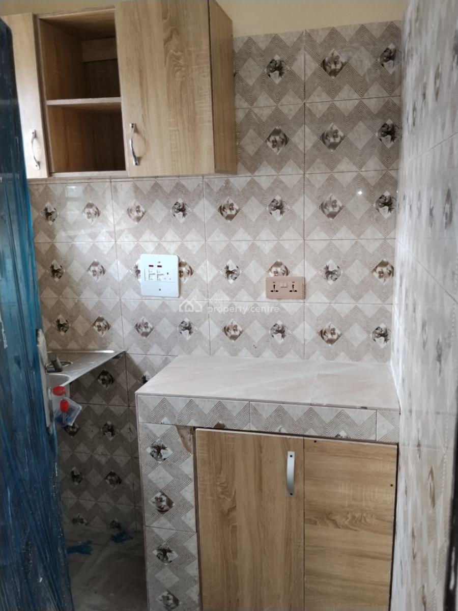 Self Contain, Apu Road, Rukpokwu, Port Harcourt, Rivers, Flat / Apartment for Rent