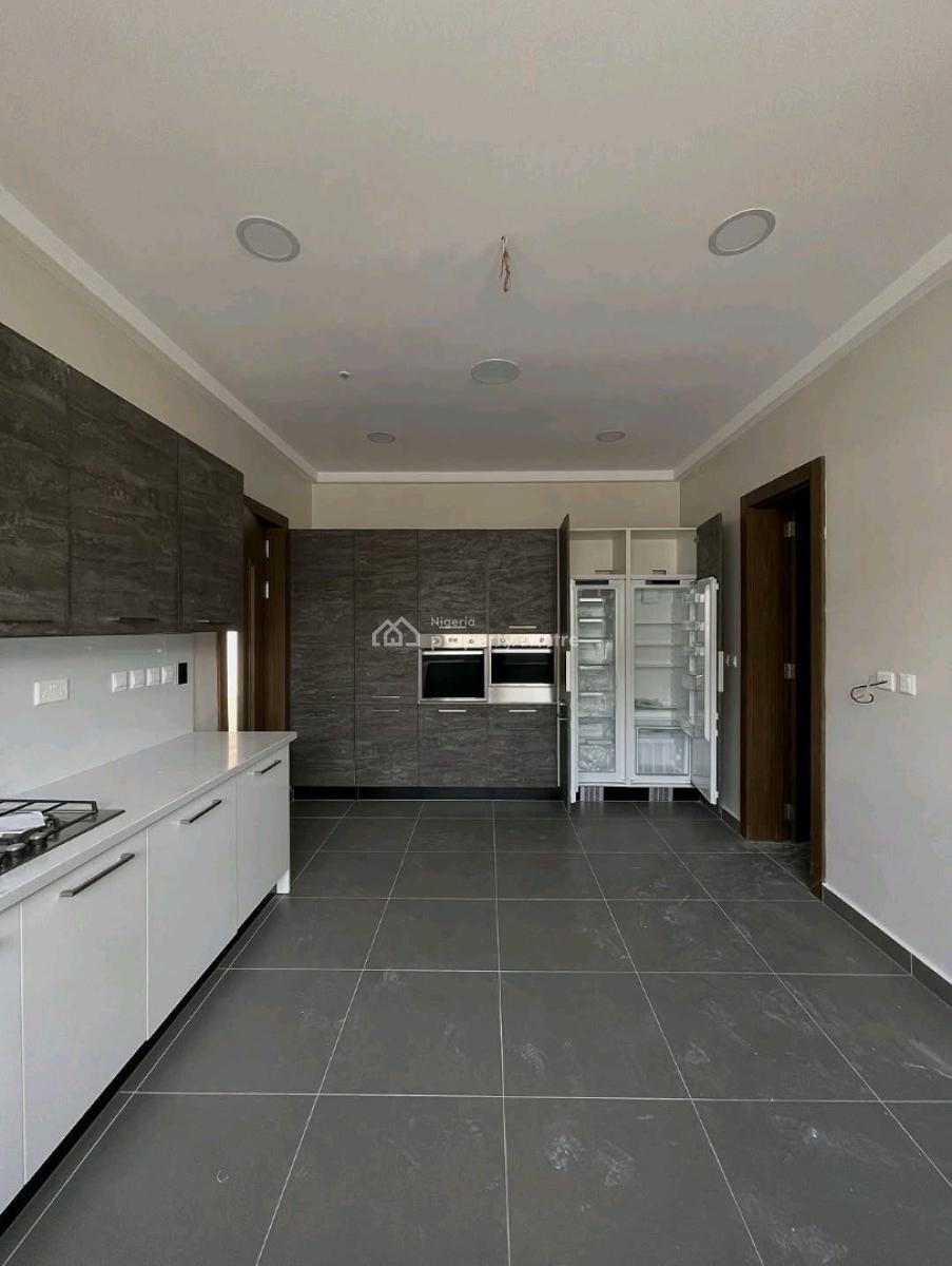 Exquisite 4 Bedroom Maisonette with Swimming Pool, Gym & 2 Bqs, Banana Island, Ikoyi, Lagos, House for Sale