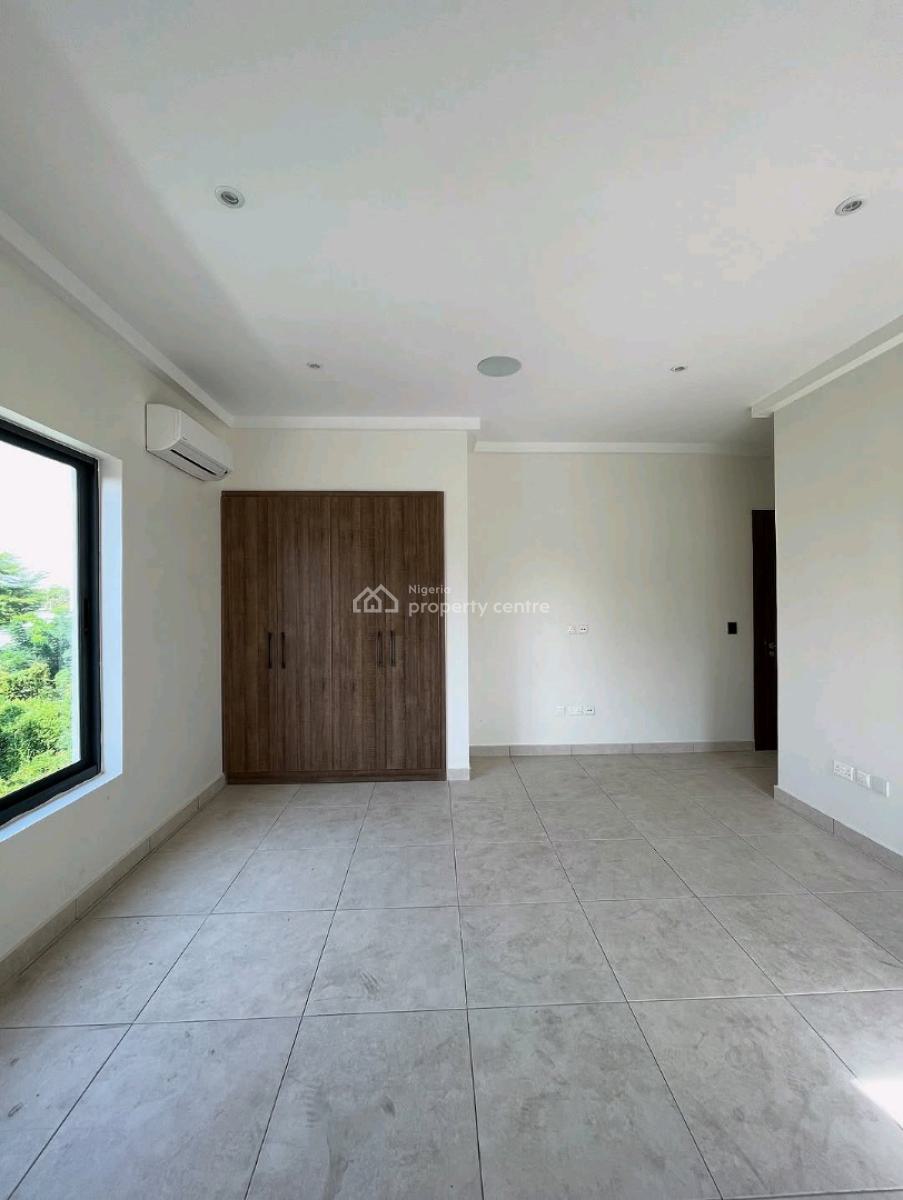 Exquisite 4 Bedroom Maisonette with Swimming Pool, Gym & 2 Bqs, Banana Island, Ikoyi, Lagos, House for Sale